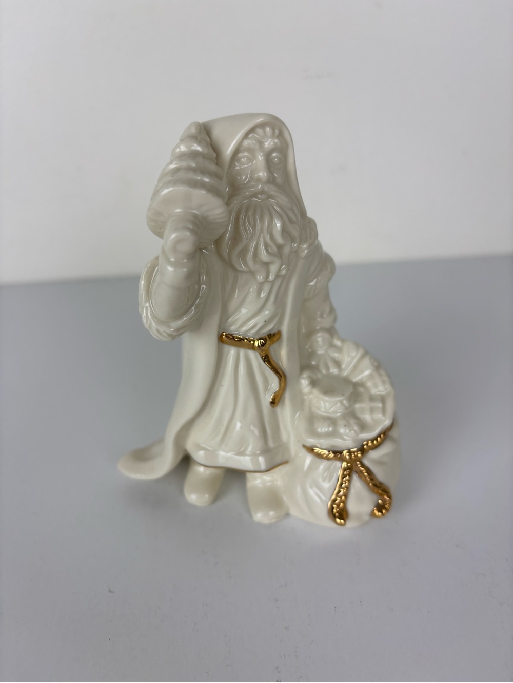 Lenox White Ceramic Santa Figurine with Gold Accents - Picture 6 of 10